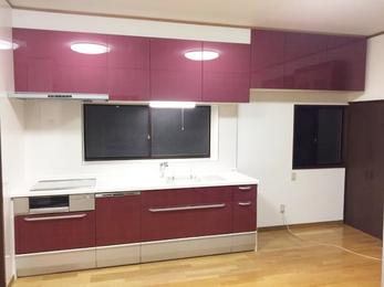 隙間風がなくなって良かったです。 キッチンの色味も気に入ってます。