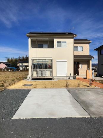 外構をやっていただいたので足元がスッキリしました。ありがとうございました。